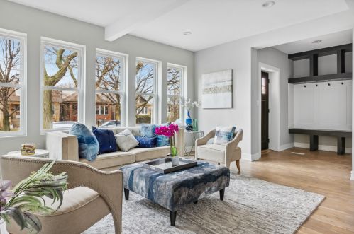 4647 Lawler Ave, Chicago IL  60638-2009 exterior