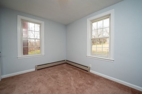 119 Highland Ave, West Springfield MA 01089-1017 exterior