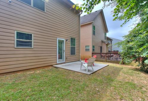 2241 Capella Cir, Atlanta GA  30331-3864 exterior