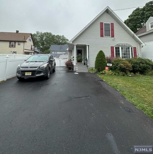 1223 Stone St, Industrial Hillside, NJ 07205-2728