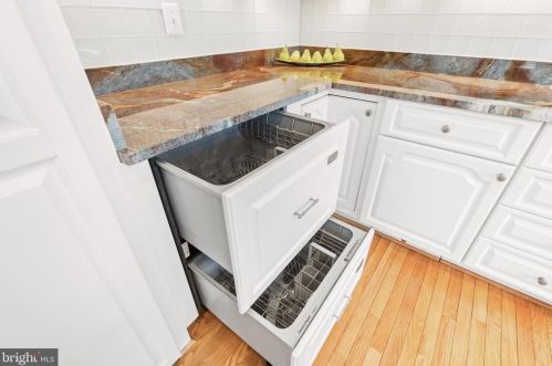 252 Murtha St, Alexandria VA 22304-8613 exterior