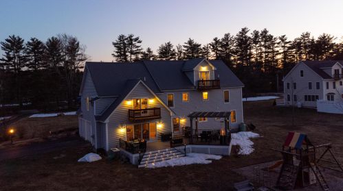 69 Tolend Rd, Barrington, NH 03825-3707