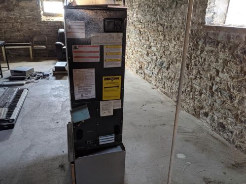 2923 Chippewa St, Saint Louis MO 63118-3639 exterior