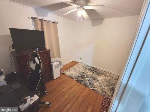 228 Bentley Ave, Trenton NJ  08619-3724 exterior