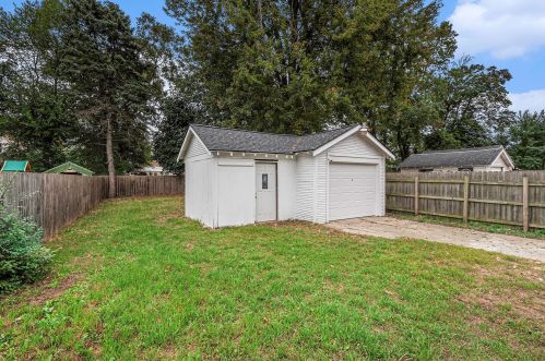 1928 Stafford Ave, Grand Rapids MI 49507-2353 exterior