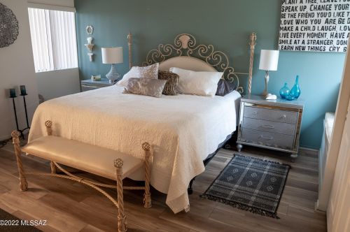 8738 Little Oak Ln, Tucson AZ 85704-0940 exterior