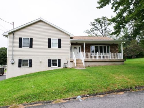 1515 Elm St, Scranton PA  18504-2132 exterior