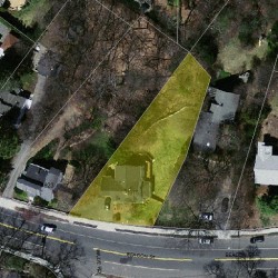 1915 Beacon St, Newton MA 02468-1441 aerial view