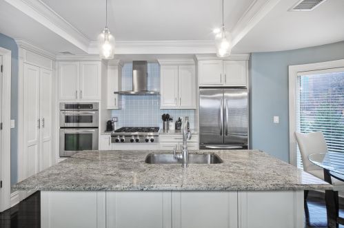 25 Eton Row, Union City NJ  07086-6778 exterior