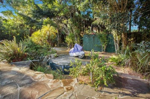 291 20 Ave, Naples FL 34120-6323 exterior