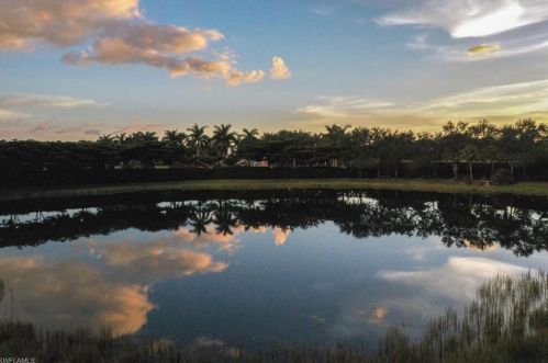 9206 Museo Cir, Naples FL 34114-9528 exterior