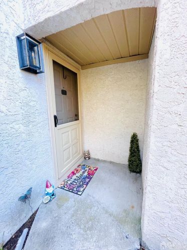 5 Nicole Ter, Edison, NJ 08820-4044