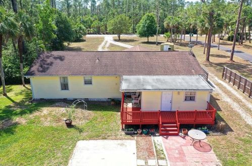 685 12 Ave, Naples FL 34120-6337 exterior