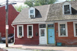 132 Howard Ave, Lancaster, PA 17602-3606