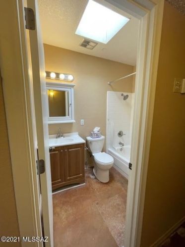 5276 Camino De Ln Tierra, Tucson AZ 85746-1018 exterior