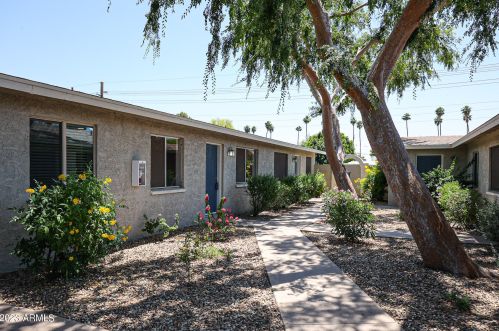 3402 32nd St, Phoenix AZ 85018-5611 exterior