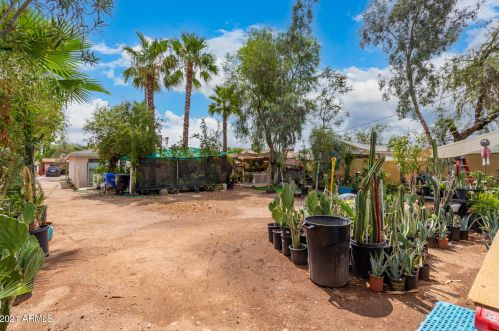 6628 19 St, Phoenix AZ 85022-5011 exterior