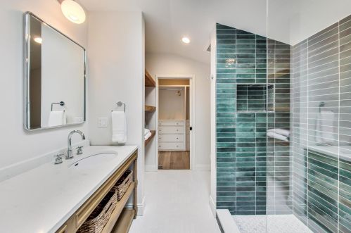 2779 Kenmore Ave, Chicago IL  60614-1305 exterior