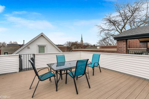 1506 Wolfram St, Chicago IL 60657-4017 exterior