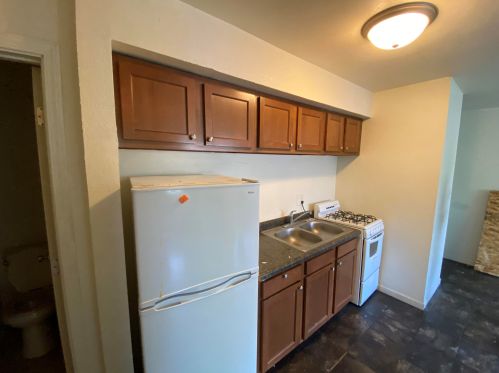 1418 Mitchell St, Milwaukee WI 53204-3242 exterior