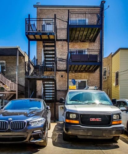 4844 Spaulding Ave, Chicago IL 60625-5205 exterior