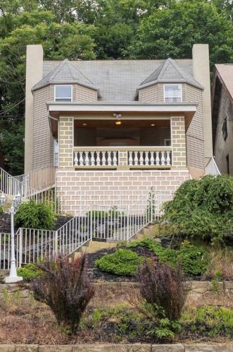 1308 Singer Pl, Pittsburgh, PA 15221-1963