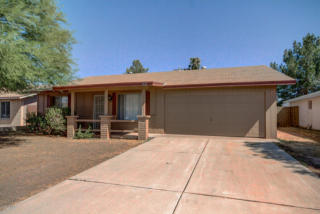 3824 Lupine Ave, Phoenix AZ  85028-2322 exterior