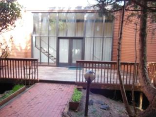 10898 Bill Point Ct, Seattle WA  98110-2110 exterior