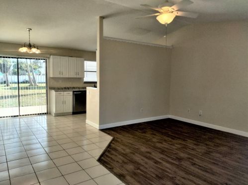 1232 Sudder Ave, Fort Pierce, FL 34953-1421