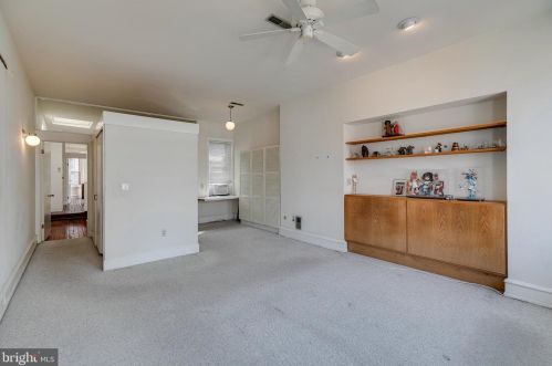 2302 Locust St, Philadelphia PA 19139-4517 exterior