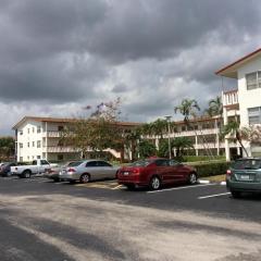 336 Brighton H, Boca Raton FL  33434-4819 exterior