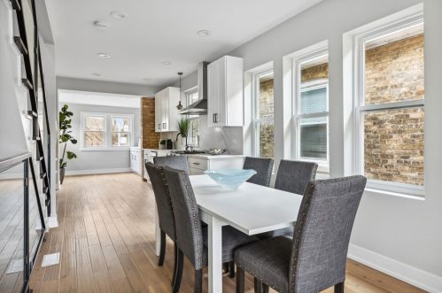 4647 Lawler Ave, Chicago IL  60638-2009 exterior