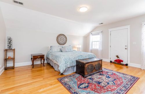 3852 Central Park Ave, Chicago IL 60629-4343 exterior