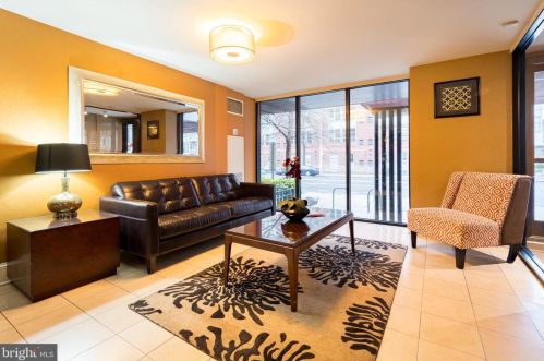 1245 13th St, Washington DC  20005-5120 exterior