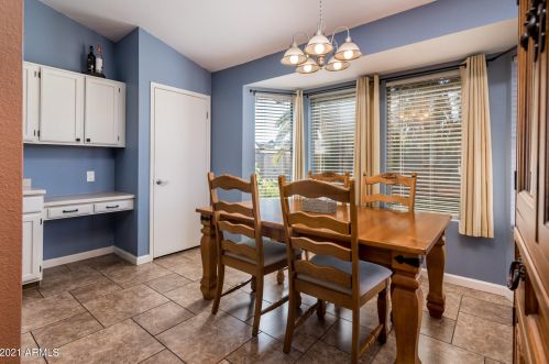 621 Los Feliz Dr, Chandler AZ  85226-4930 exterior