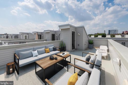 1646 5th St, Philadelphia PA  19122-1208 exterior