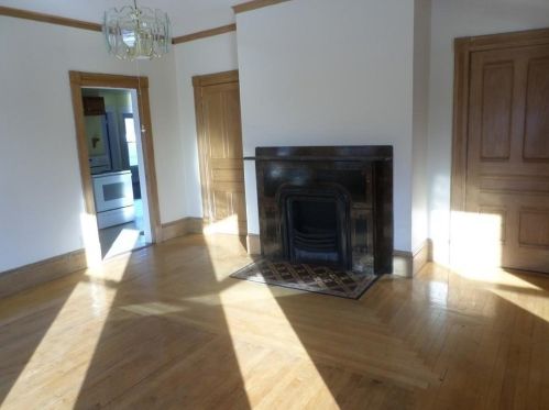 32 Burncoat St, Worcester MA 01605-1814 exterior