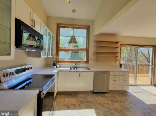 11717 King Tree St, Silver Spring MD  20902-2637 exterior