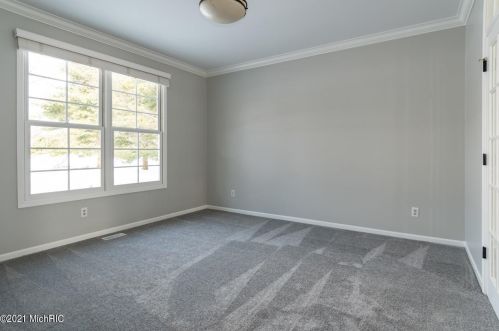 7408 Dunross Dr, Kalamazoo MI 49024-7412 exterior