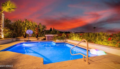 15254 12th St, Phoenix AZ  85022-3805 exterior