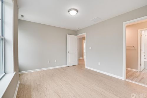 50 Morgan Dr, Edison NJ  08817-3546 exterior