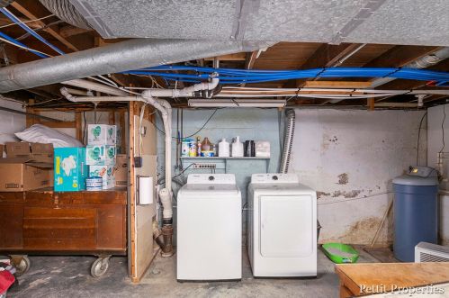 120 Grant St, Portland MI 48875-1532 exterior