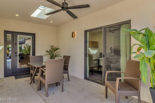 1812 11th Ave, Phoenix AZ  85007-1714 exterior