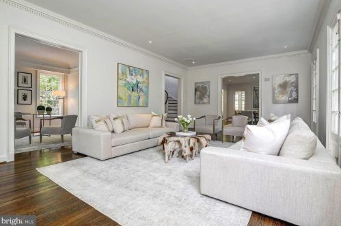 4625 Charleston Ter, Washington DC  20007-1912 exterior