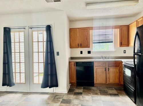 5992 Sherwood Trce, Lithonia GA  30038-1951 exterior