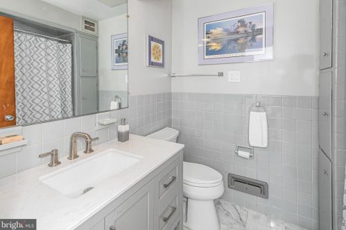 41 Manning Ln, Trenton NJ  08648-1018 exterior