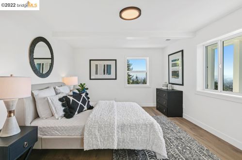 2710 Cedar St, Berkeley CA 94702-1345 exterior