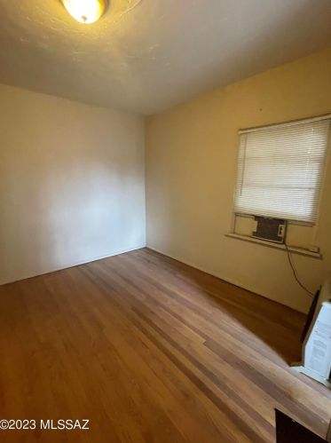 430 6 St, Tucson AZ 85716-4408 exterior