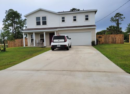 6282 Gisela St, Fort Pierce FL  34986-3867 exterior