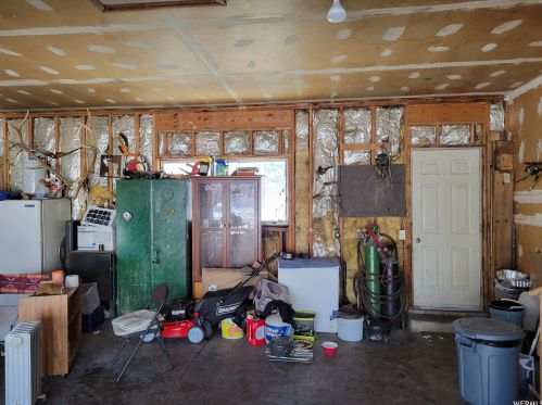 7912 3800, Taylorsville UT 84088-4407 exterior